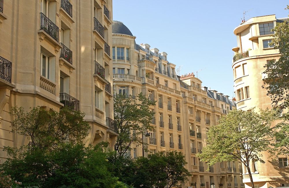 undefined Hôtel Le Marquis by Inwood Hotels 2