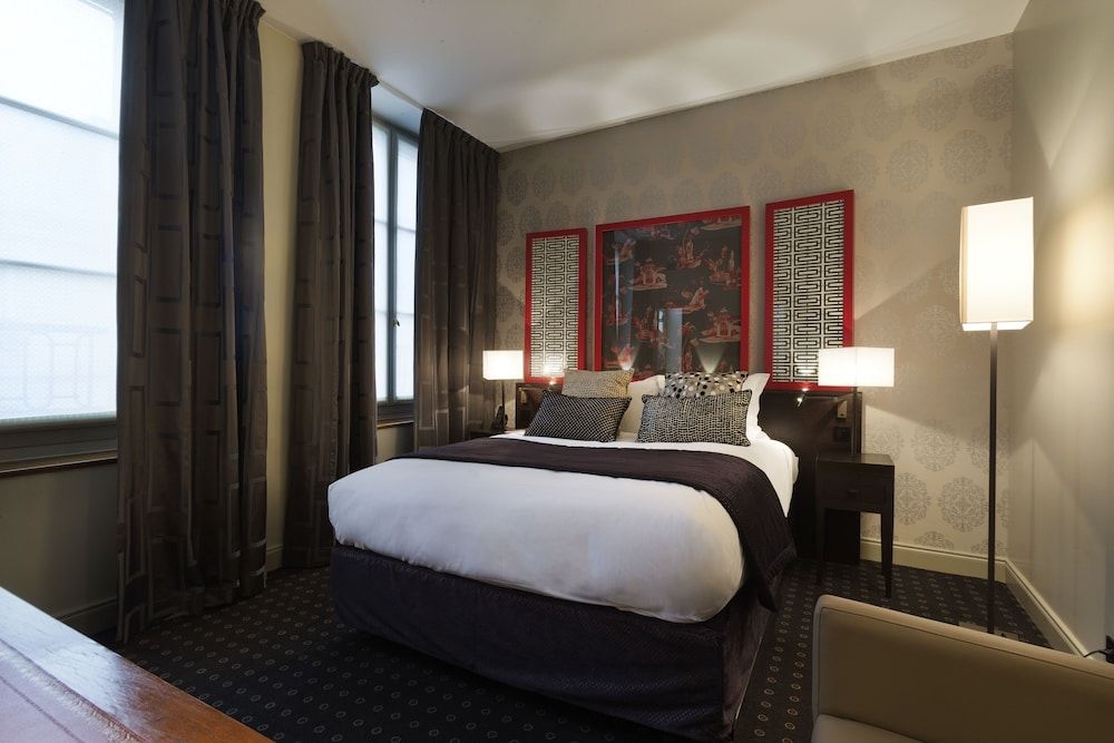 Le Stendhal Place Vendôme Hotel Paris - MGallery Collection Classic Room, 1 Queen Bed 2