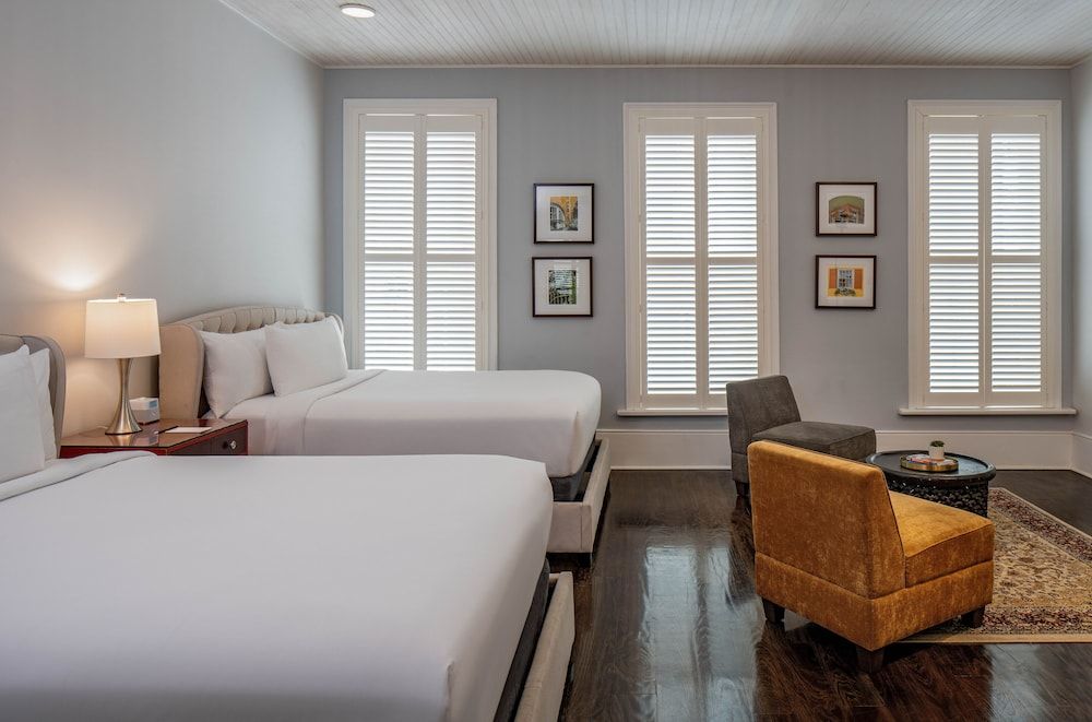 Studio, 2 Queen Beds, Annex Building
