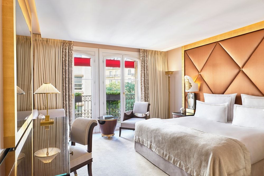 Hôtel Fouquet's Paris Superior Room 2