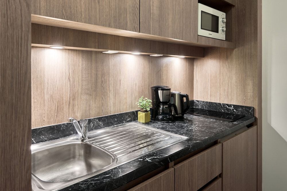 Zenitude Hôtel - Résidences Roissy Village Superior Room 5