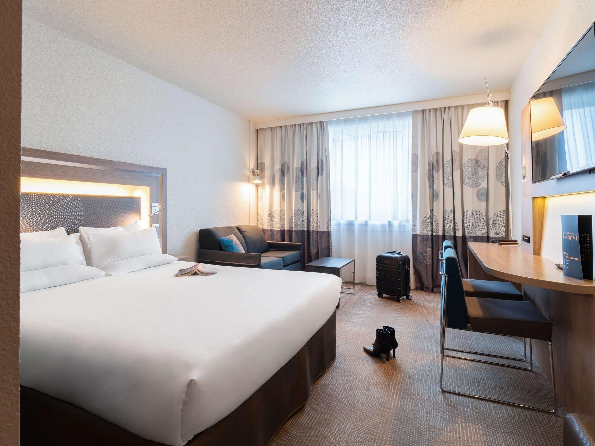 undefined Novotel Paris 17 4