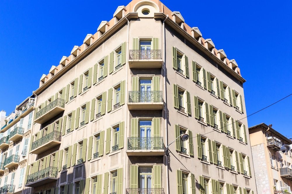 undefined The Jay Hotel by HappyCulture 2