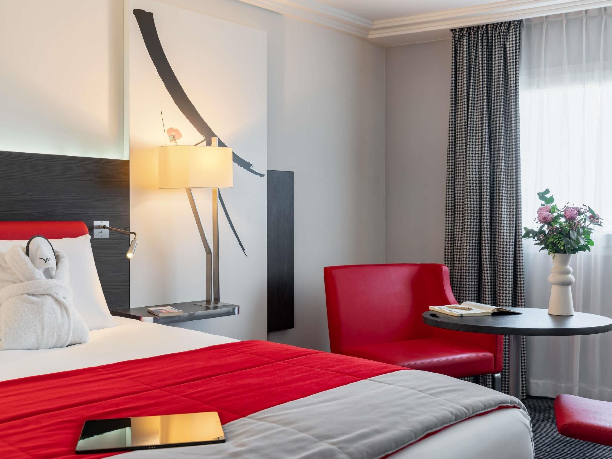 undefined Mercure Paris CDG Airport & Convention 3