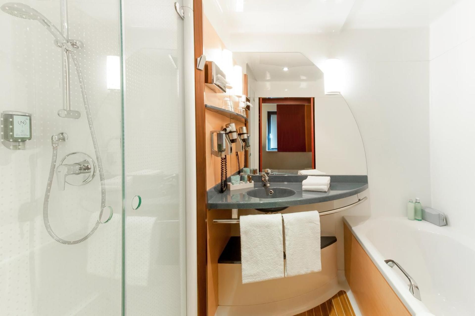 undefined Novotel Suites Marseille Centre Euromed 6