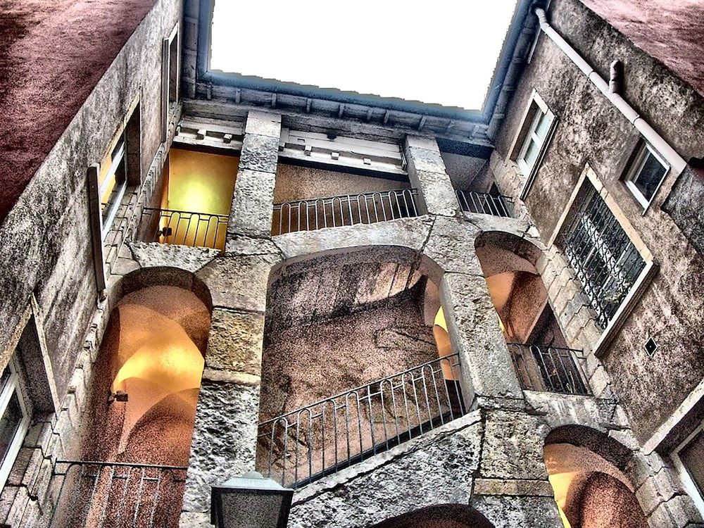 undefined Chromatics Hotel & Restaurant The Hill Club by happyculture 6