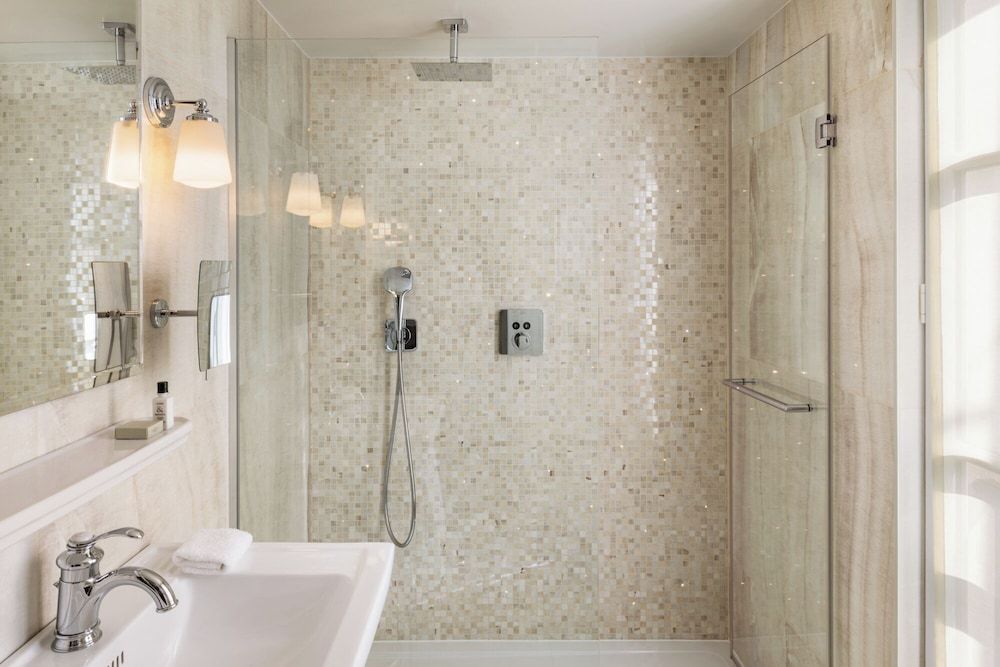 Hotel Monge Superior Double Room 5