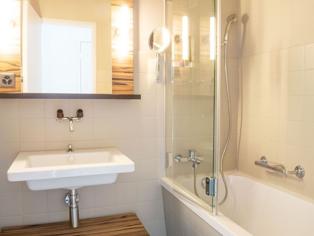 undefined Seeburg Hotel 7