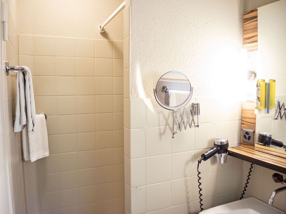 Seeburg Hotel Classic Double or Twin Room 9