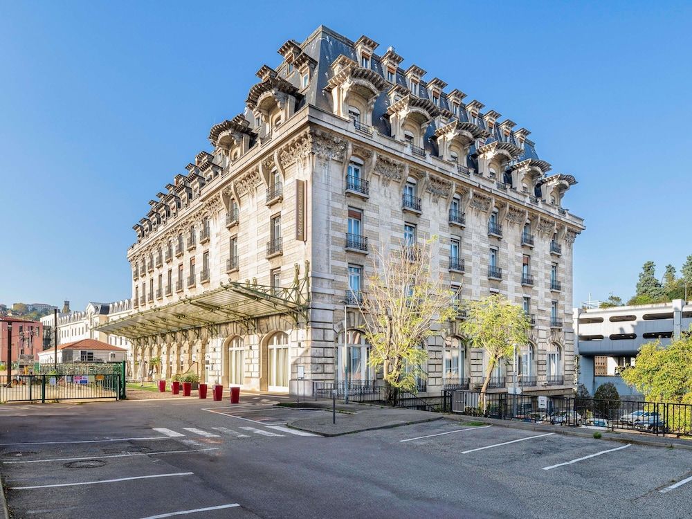 undefined Mercure Lyon Centre Château Perrache