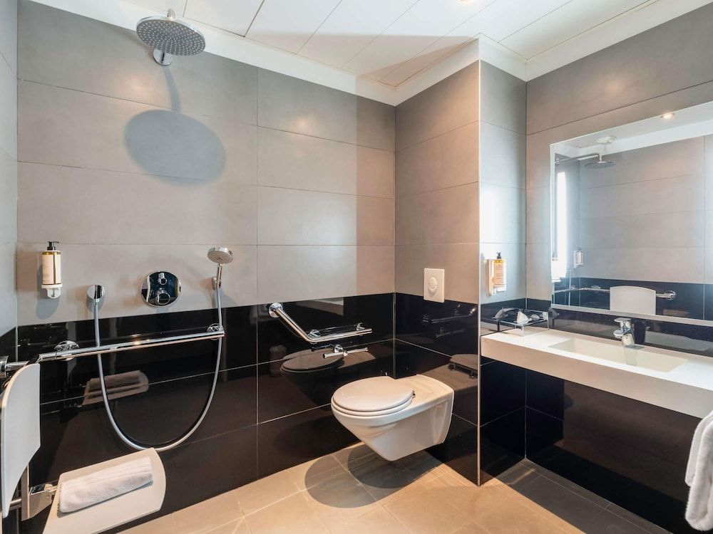 undefined Mercure Lyon Centre Château Perrache 10