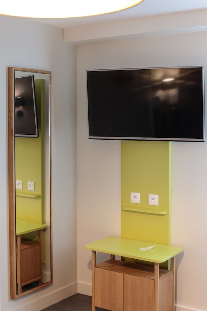 Hotel Reseda Privilege Twin Room 6