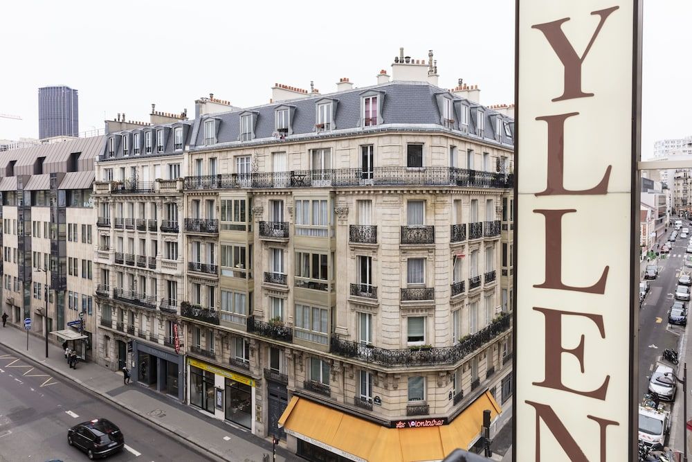undefined Hotel Yllen Eiffel 3