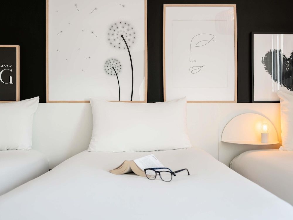 undefined ibis Styles Paris Gare de l'Est Château Landon