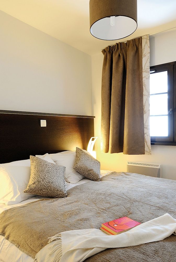 One Bedroom Apartment (for 4)