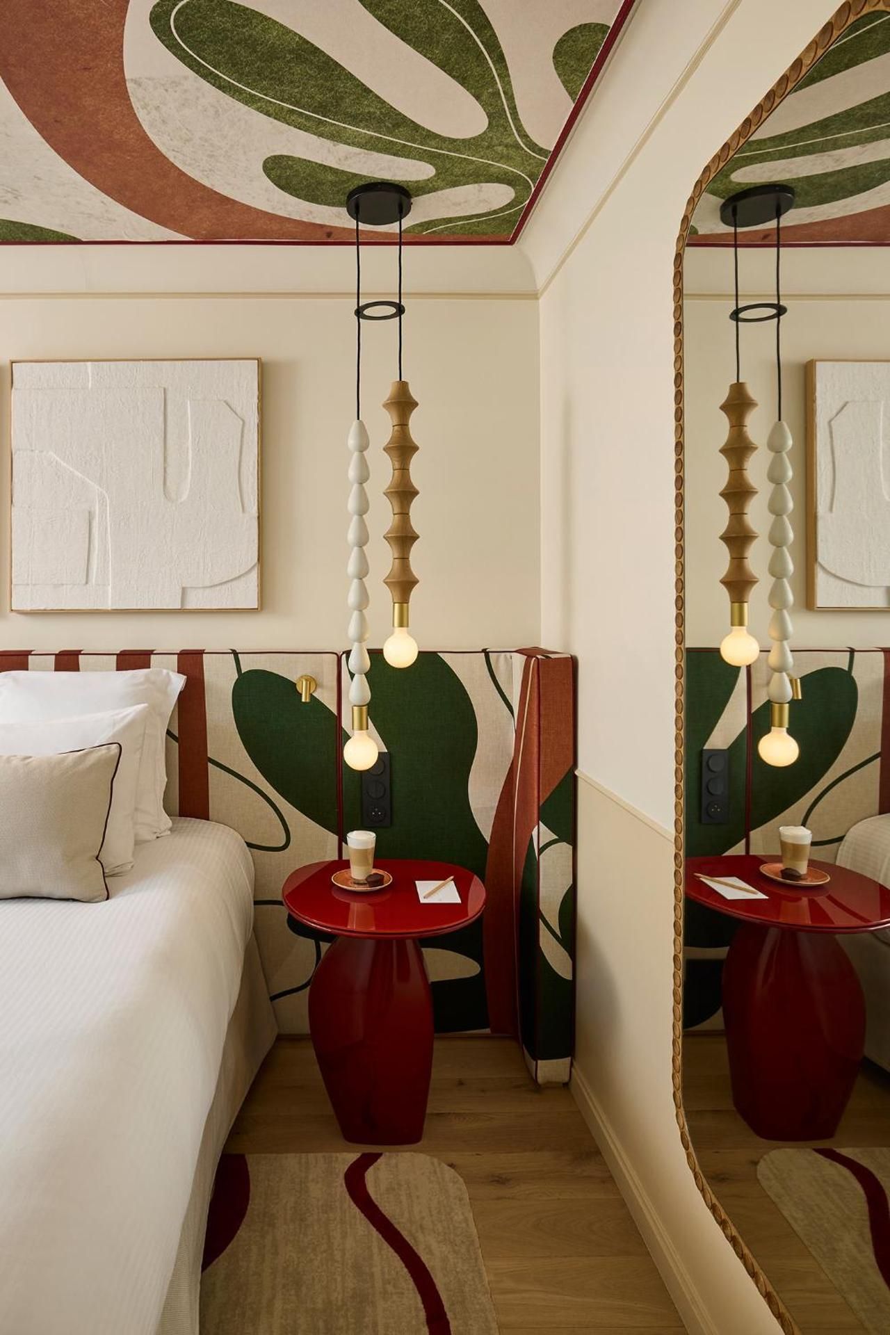 Deluxe Room, Pool View