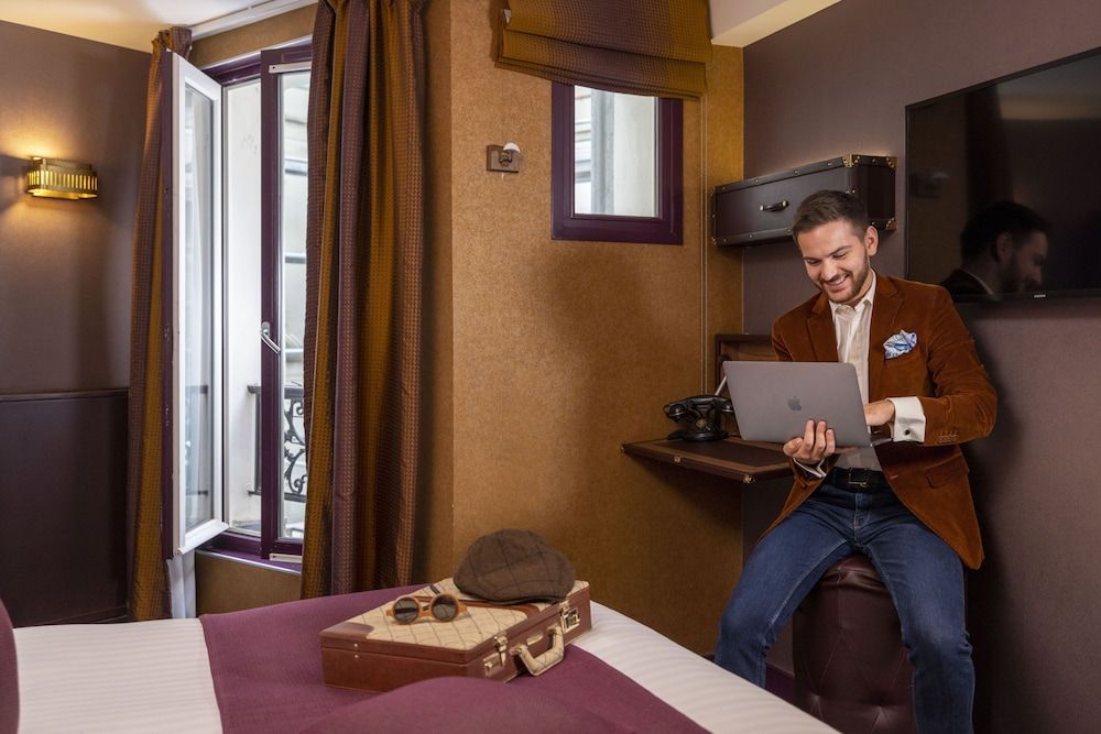 Hotel Whistler Double Room 2