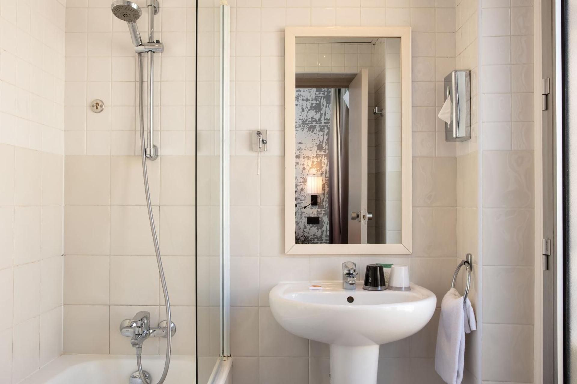 Hotel Des Nations Saint Germain Double or Twin Room Pool Level 3