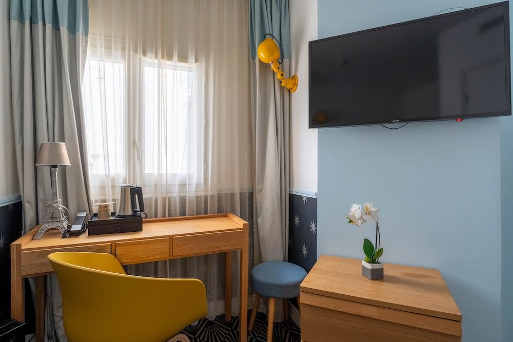 undefined Hôtel Augustin - Astotel 6