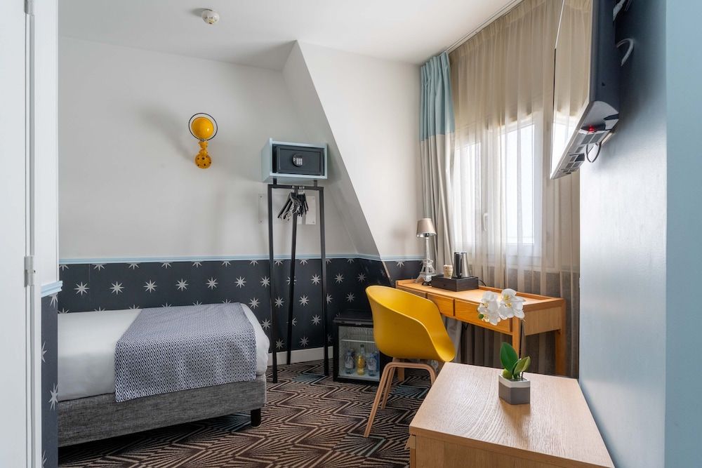 undefined Hôtel Augustin - Astotel 4