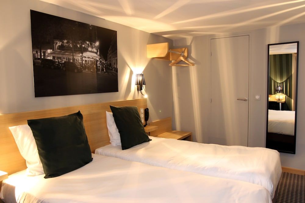 Best Western Hotel Opéra Drouot Classic Room, 1 Double Bed, Non Smoking 3