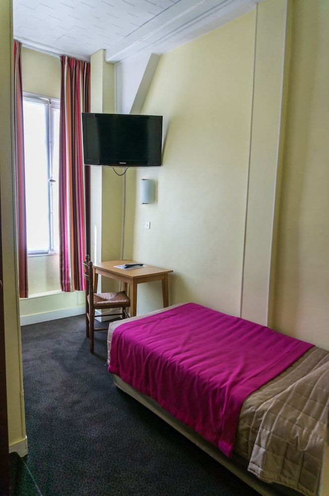 undefined Hôtel Exelmans 6