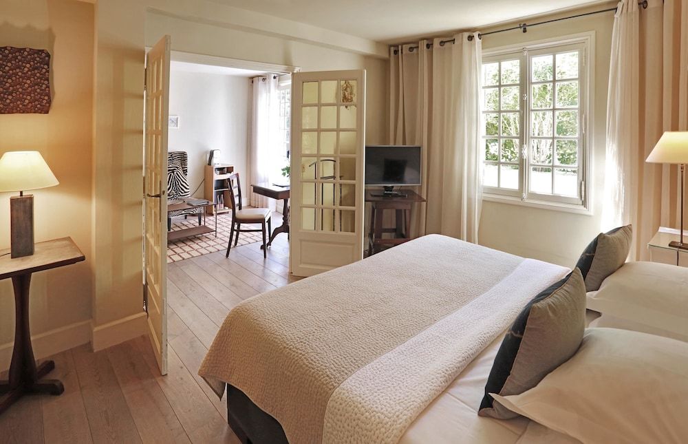 Junior Suite, 1 Queen Bed