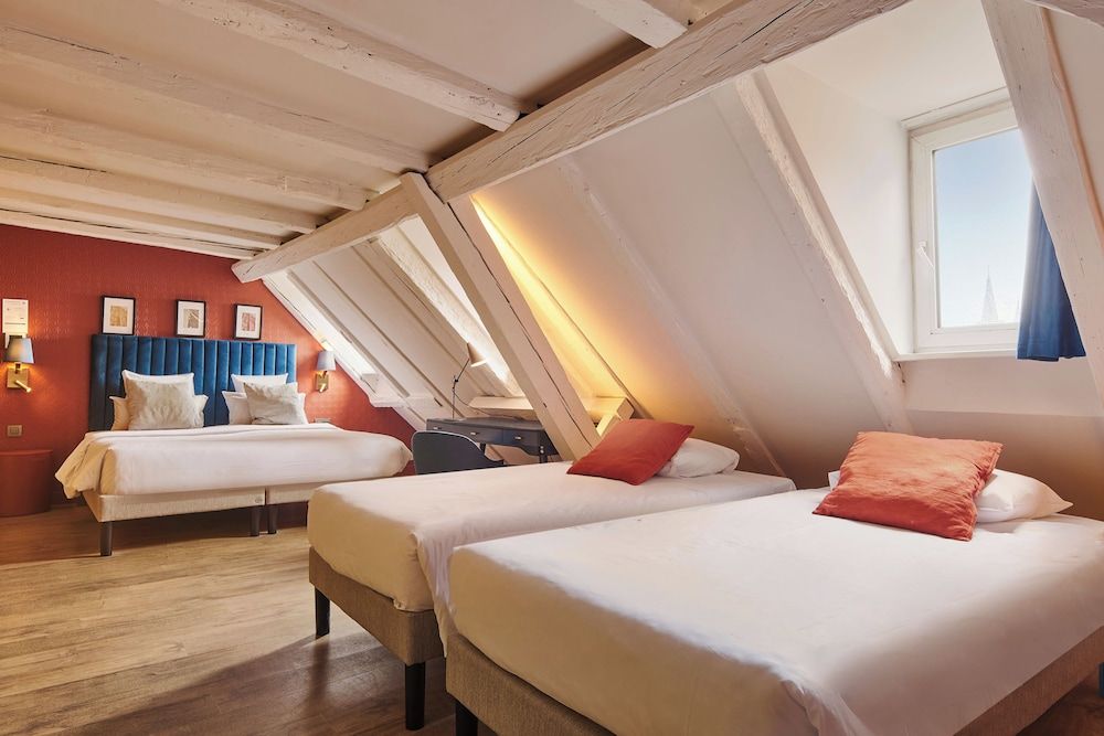 Hôtel de l'Europe by Happyculture Family Room 5