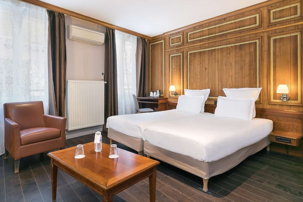 Hôtel de l'Europe by Happyculture Deluxe Twin Room 2