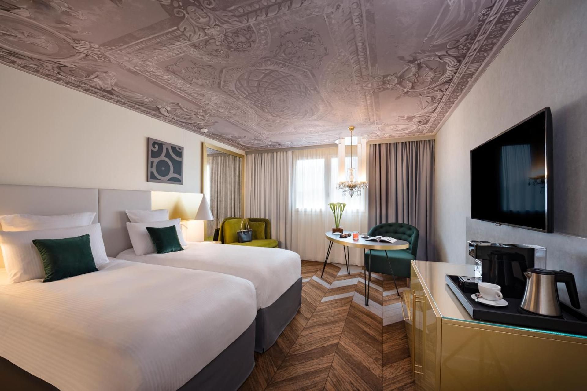 Deluxe Room 2 Single Beds