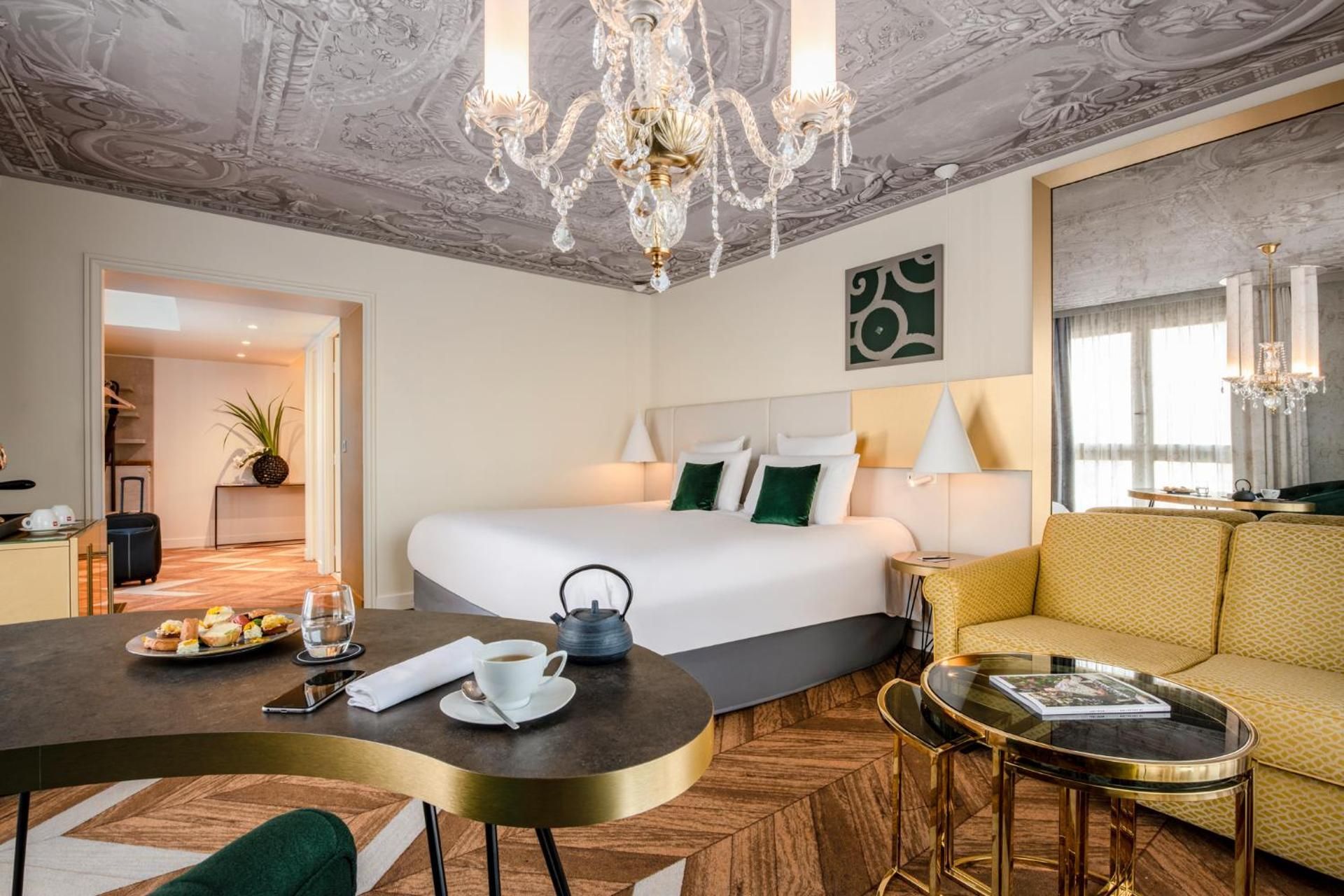Junior Suite King Bed