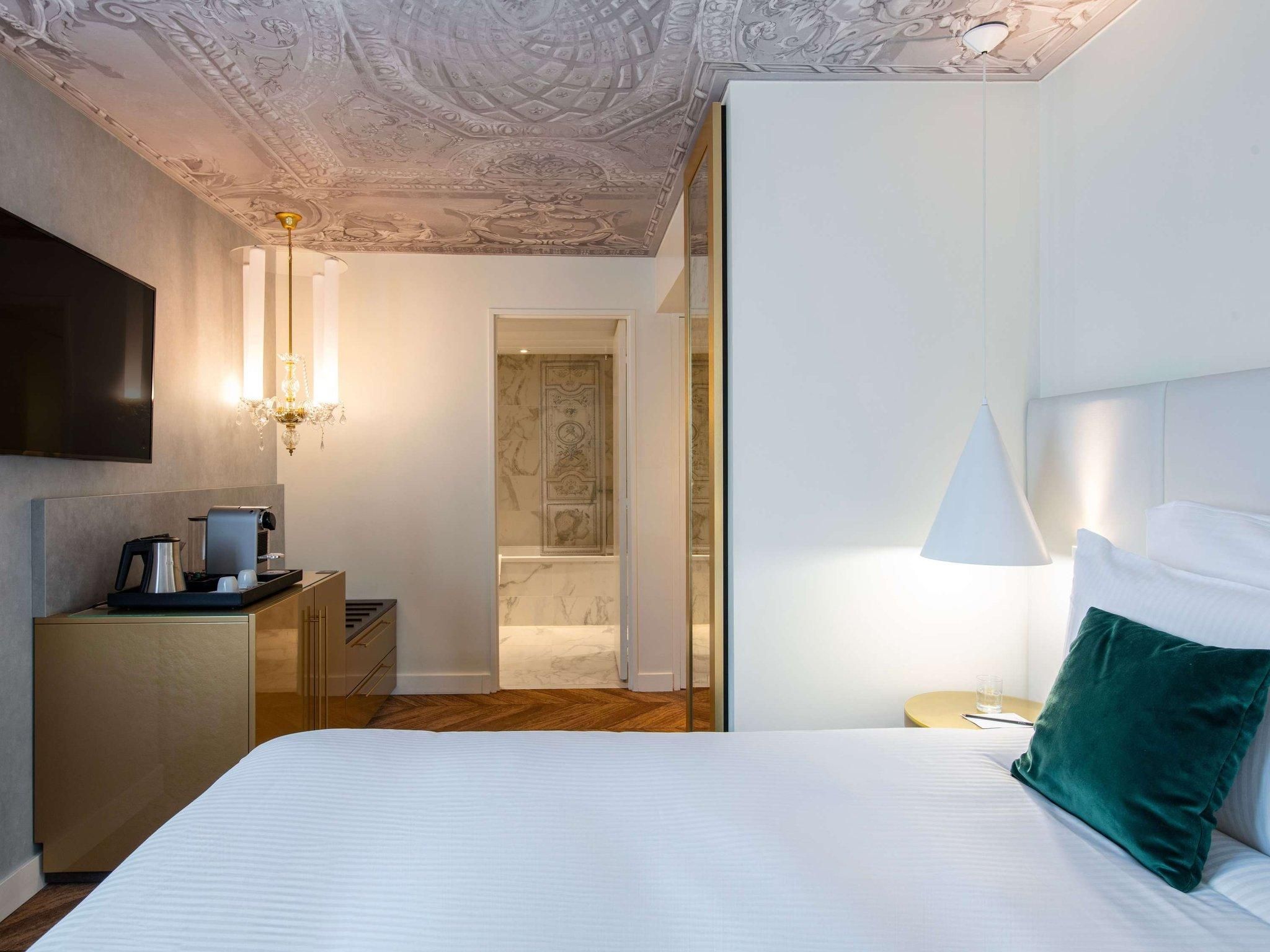 Superior Room, 1 queen-sized bed
