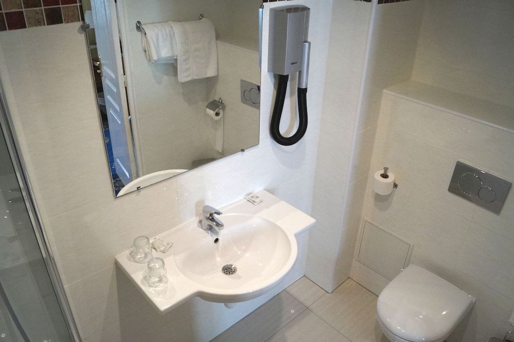 Hôtel Havane Double or Twin Room 9