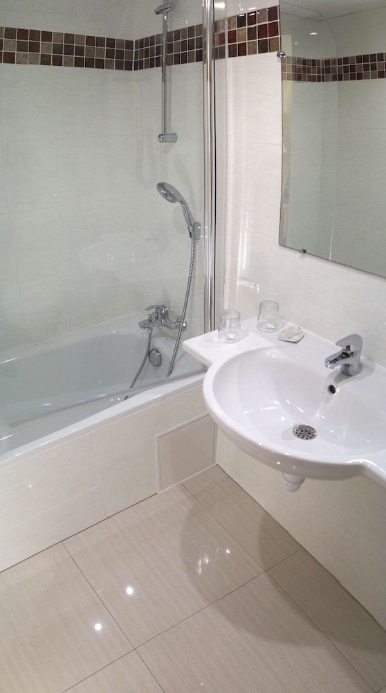 Hôtel Havane Double or Twin Room 8