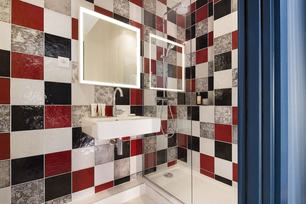 Les Tournelles Double Room 11