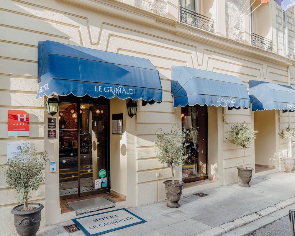 undefined Hôtel Le Grimaldi by Happyculture 4
