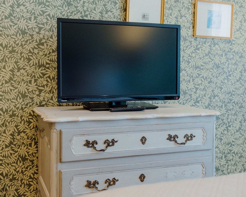 Hôtel Le Grimaldi by Happyculture Classic Double Room 13