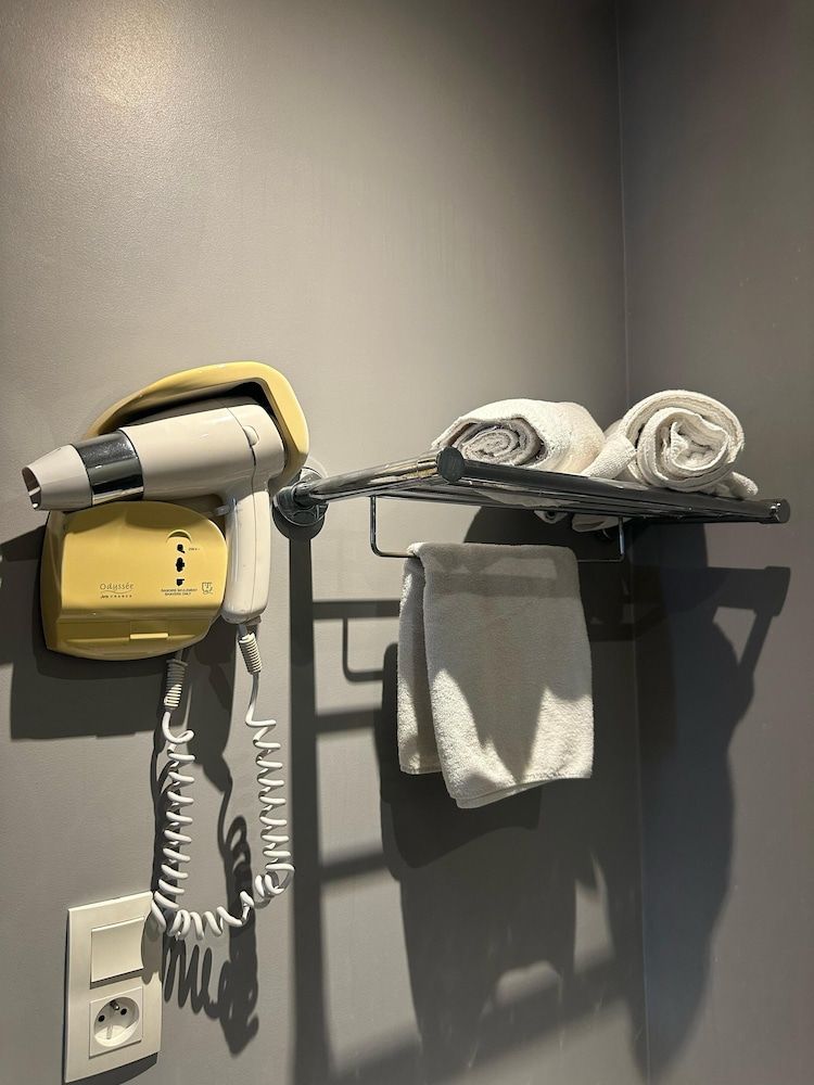 The Originals Boutique, Hôtel Auberge du Forgeron, Lille Sud Junior Suite (4 persons) 5