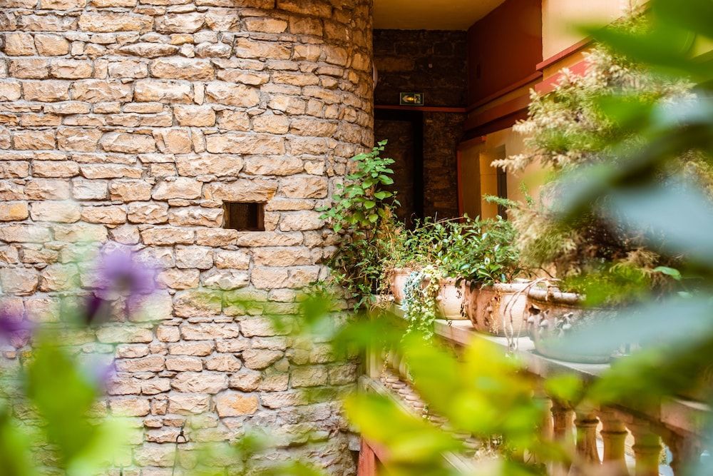 undefined Hotel Au Patio Morand 10