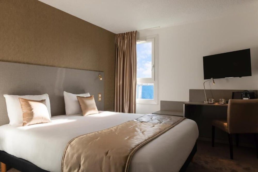 The Originals City, Hôtel Orléans Nord Standard Quadruple Room 3