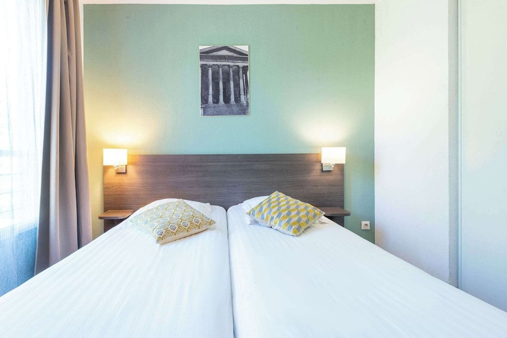Comfort Aparthotel Nimes Centre Studio twin 4