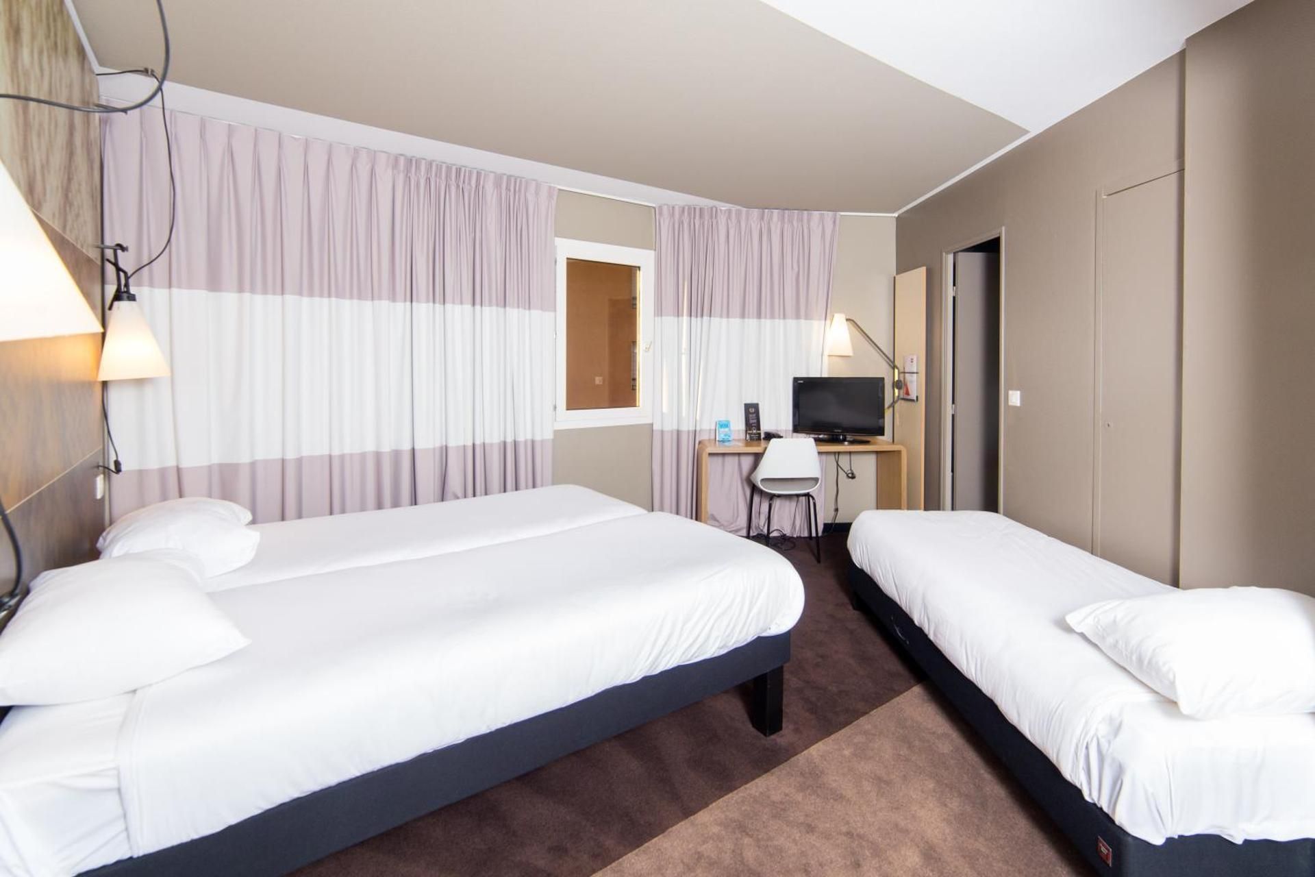 Standard Room with 1 double bed