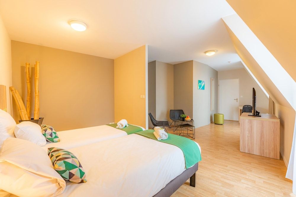 Appart’City Confort Nantes Centre Superior Studio, 2 Twin Beds 3