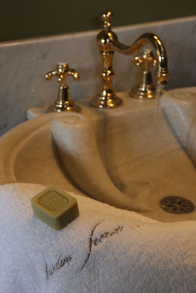 Hôtel Jardins Secrets Suite 4