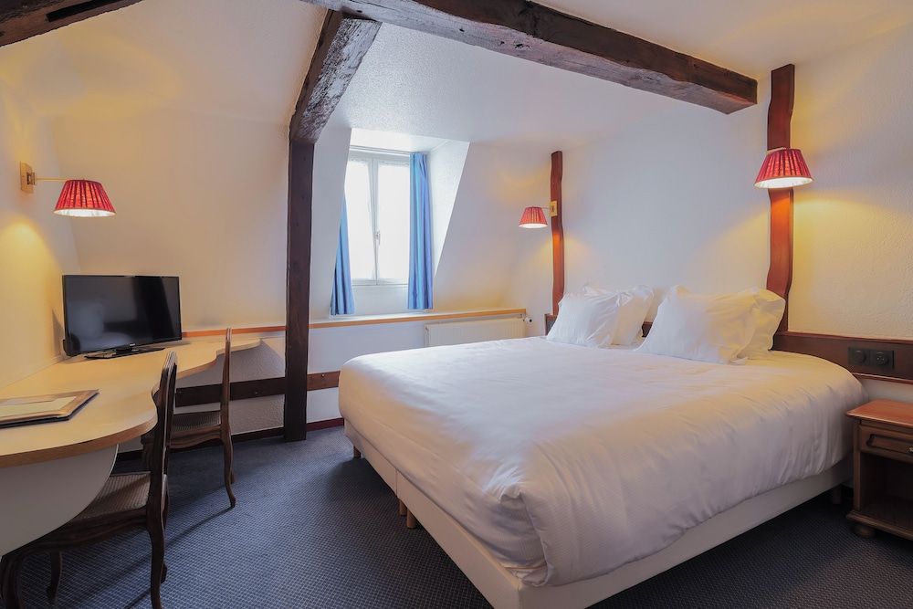 Hôtel Les Trois Luppars Superior Double or Twin Room 3