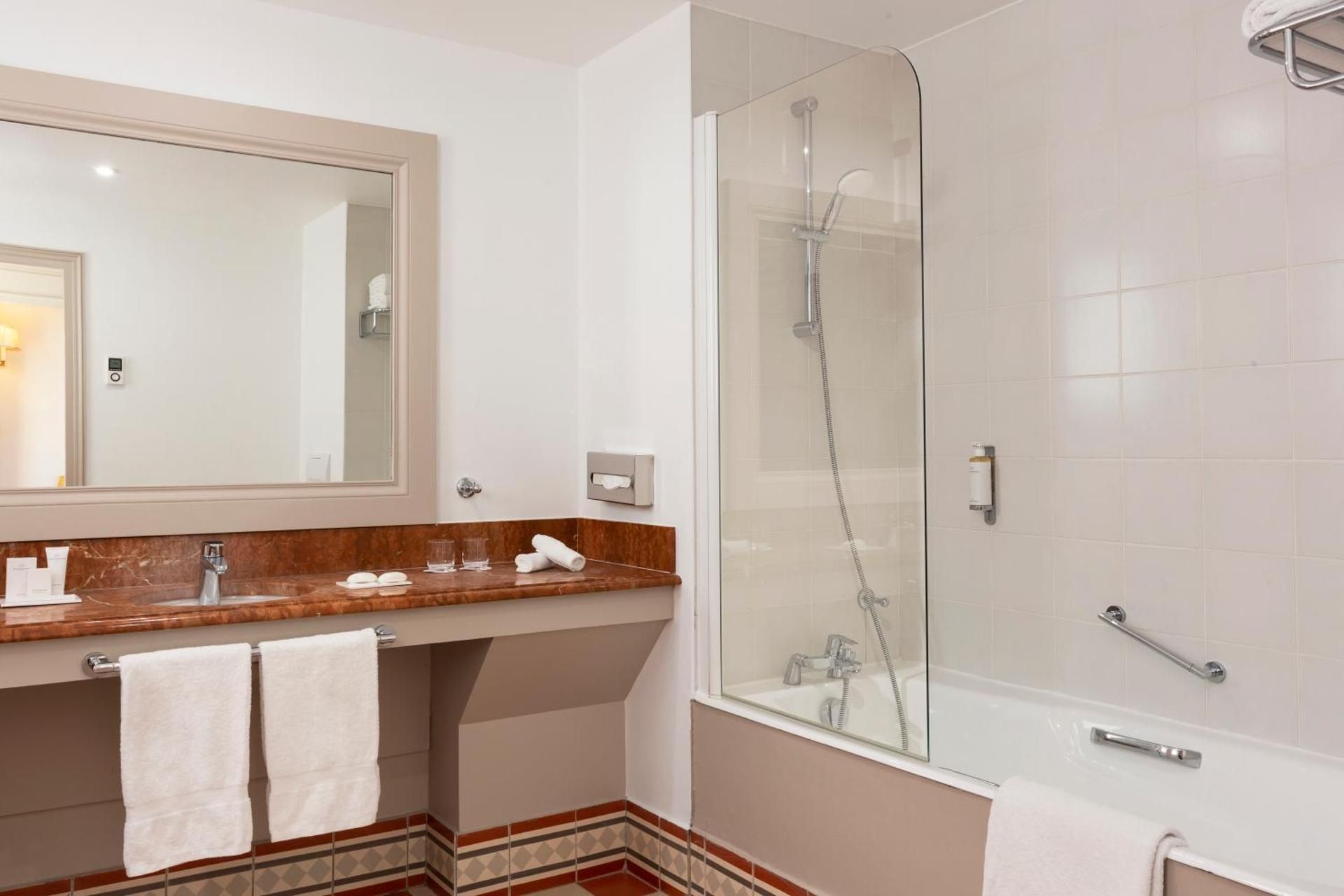Junior Suite with Balcony and Casino & Spa Access