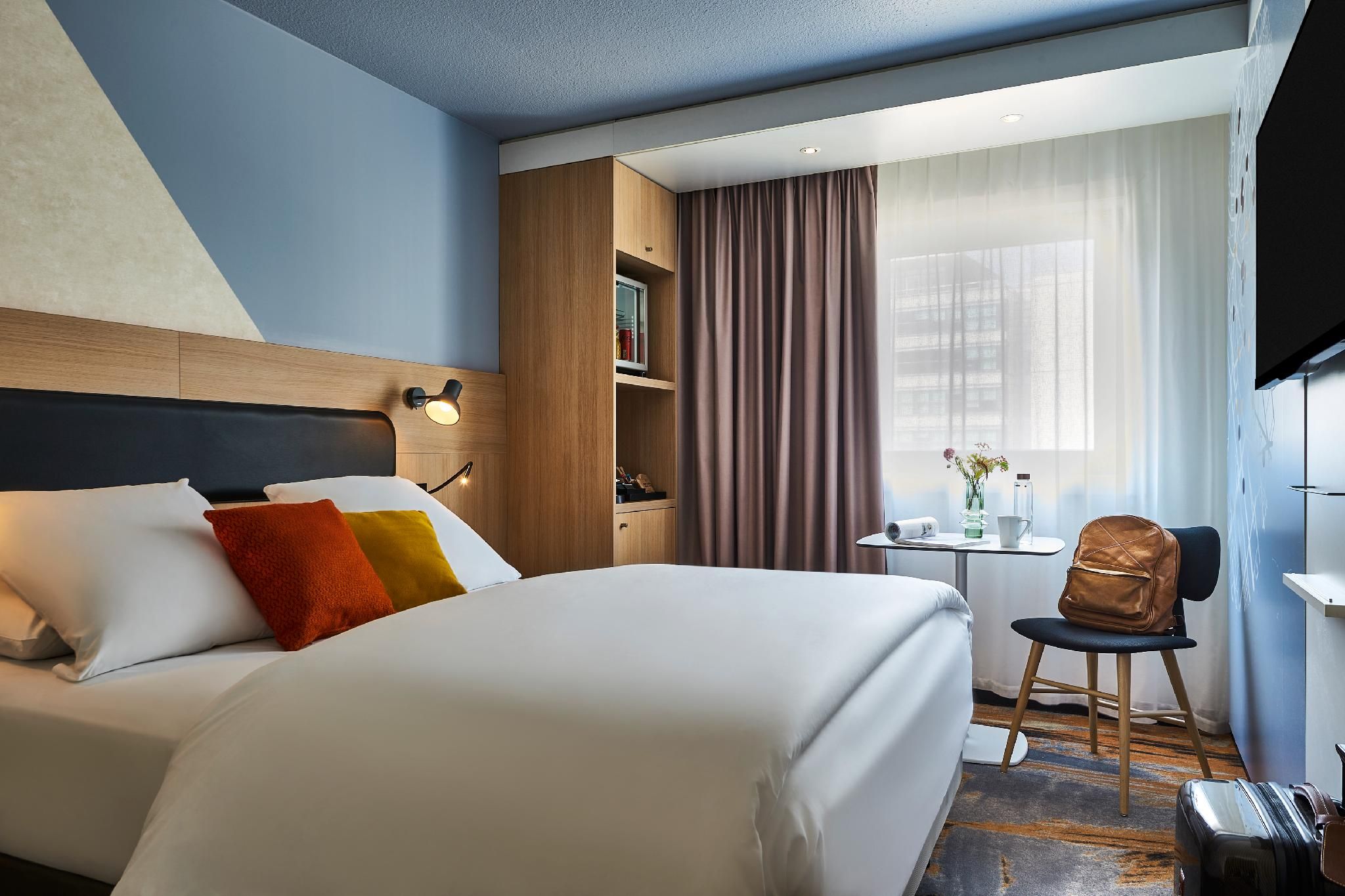 undefined Mercure Paris Gare De Lyon TGV 3