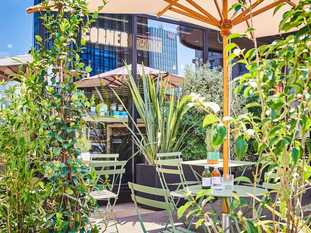 undefined Mercure Paris Gare De Lyon TGV 2