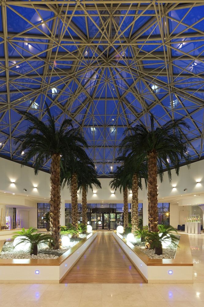 undefined Novotel Paris Roissy CDG Convention 5