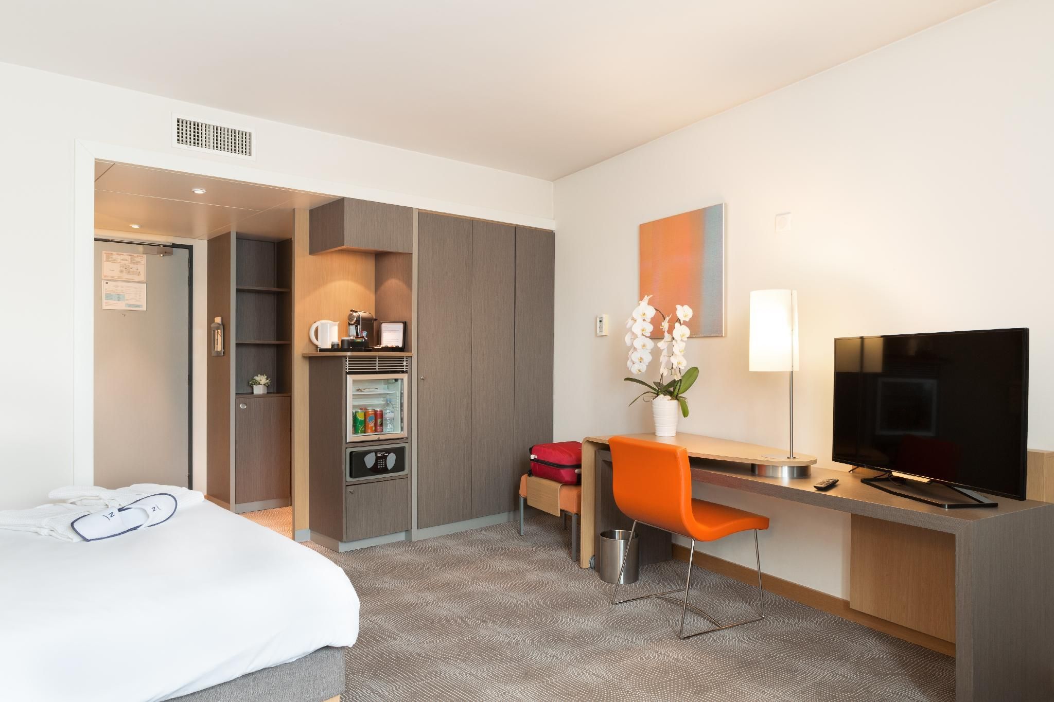 Executive Double Room with Sofa
